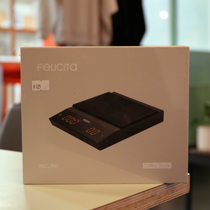 Felicita Incline Scales_lifestyle